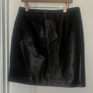 Elegant Black Leather Skirt